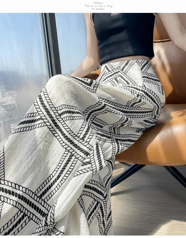 Vintage Qian-style Ice Silk Linen Wide-leg Pants Detail