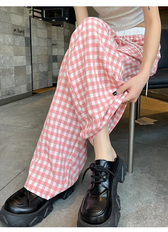 2025 Pink Plaid Wide-Leg Pants for Women Detail