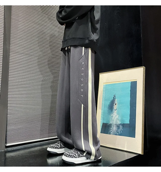 2025 Men's Sweatpants Oversize Loose Straight Trousers Detail