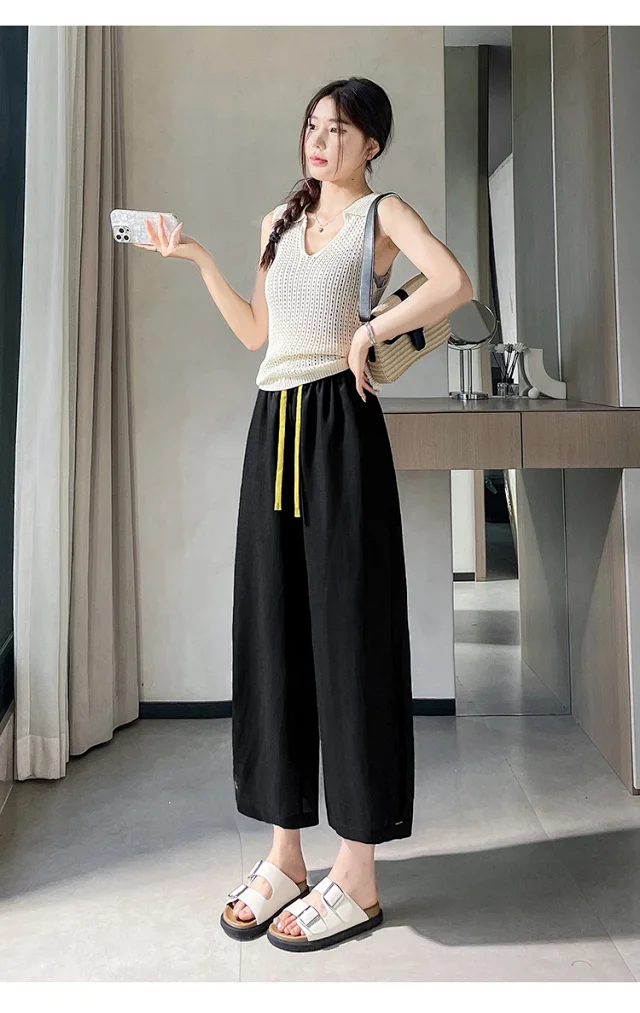 Women's Wide - leg Pants Detail
