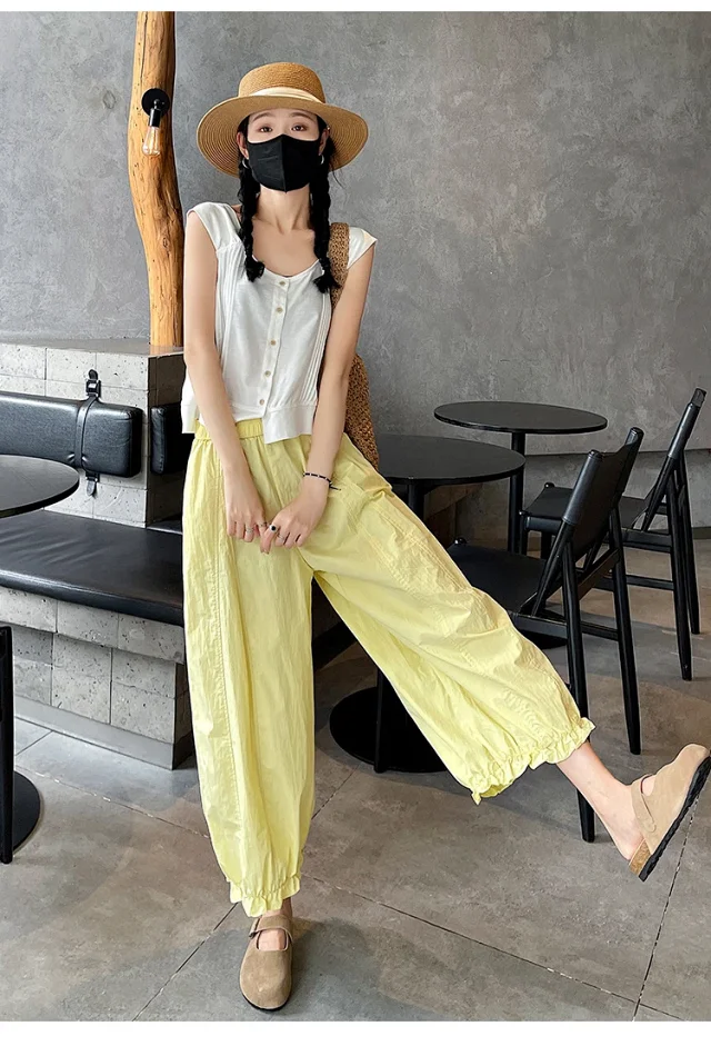 2025 Summer Sweet Lace Cropped Pants Detail