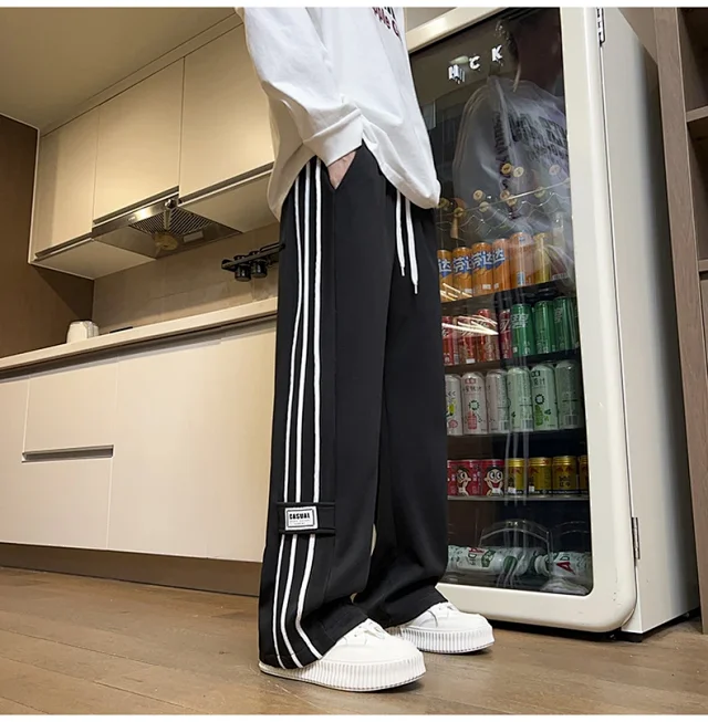 Striped Men's Sweatpants Detail