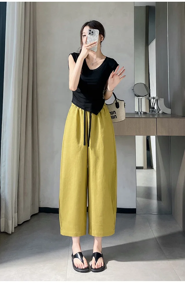 Women's Wide - leg Pants Detail