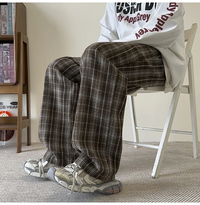 Men's Spring/Fall Contrast Check Wool Trousers Detail