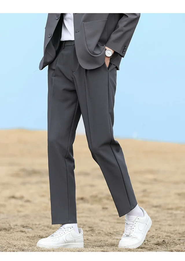 Men's Spring/Summer Khaki Casual Pants Detail