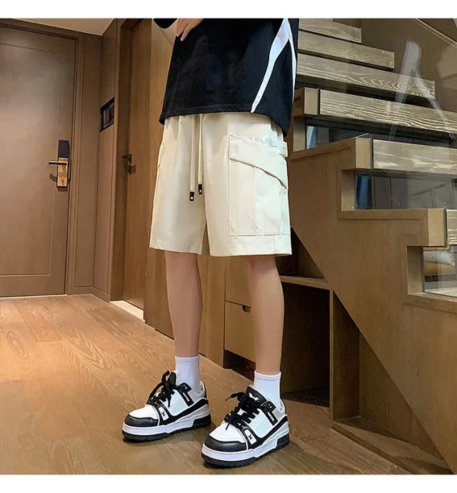 Summer Men's Cargo Shorts Detail