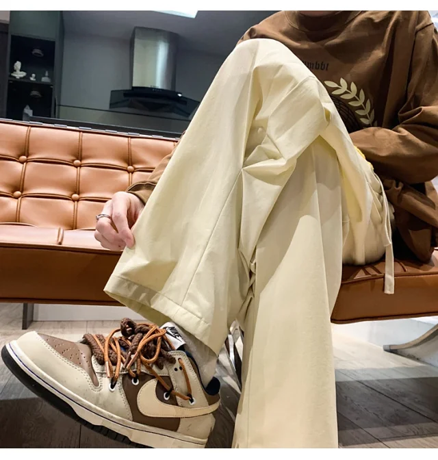 Men's Vintage Loose Wide-Leg Pants Detail