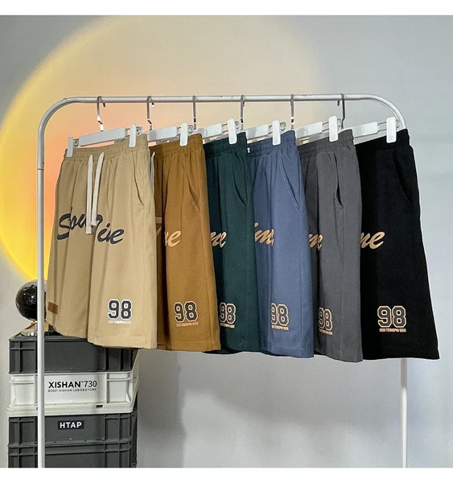 Men's Summer Foam-Printed Leather Tag Shorts Detail