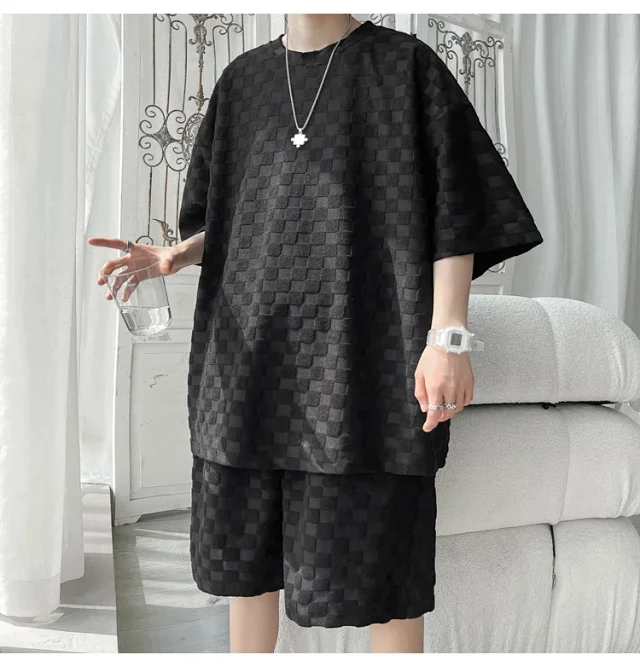 Men's Loose Checkered Jacquard T-shirt & Shorts Set Detail