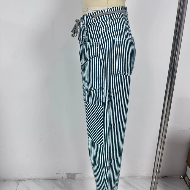 Mid-waist Striped Wide-leg Pants Detail