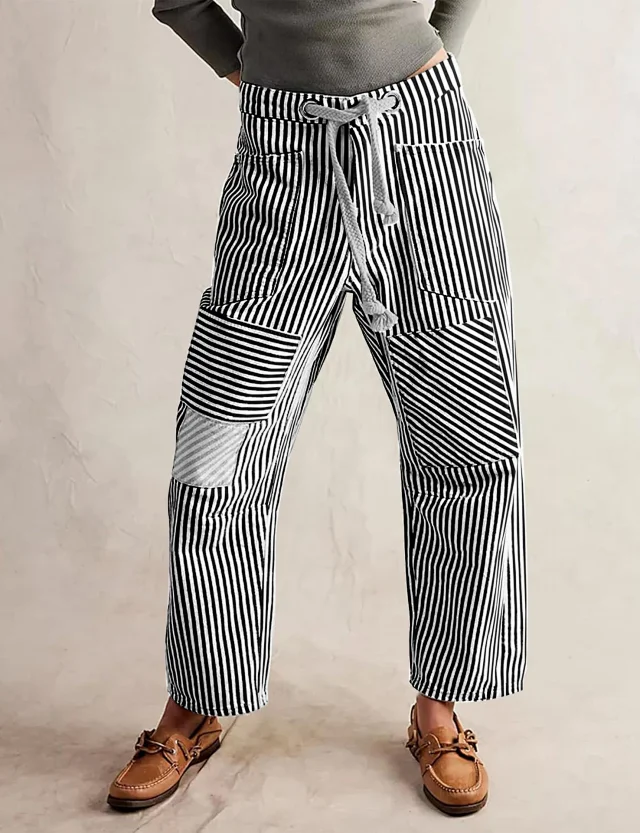 Mid-waist Striped Wide-leg Pants Detail