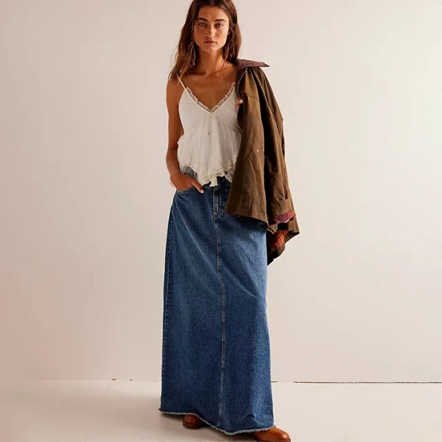 Summer Loose Straight Denim Midi Skirt Detail
