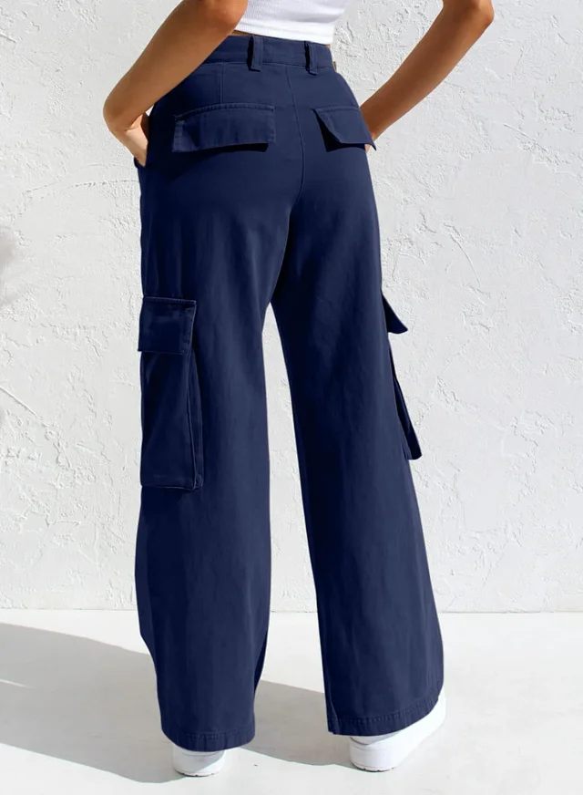 Eaby Multi - Pocket Cargo Jeans for Women Detail