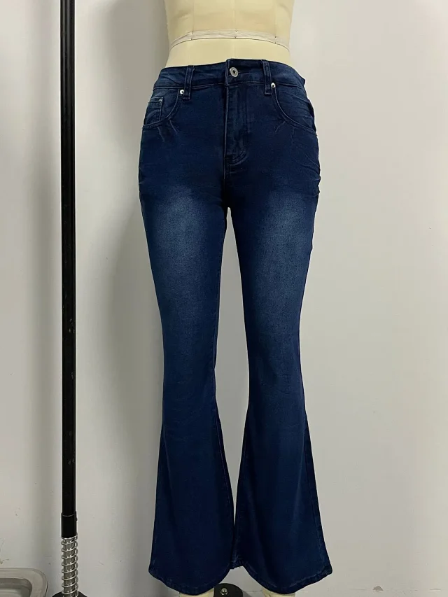 Vintage Mid-Rise Flare Jeans for Women Detail