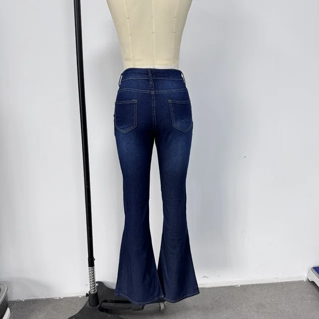 High-waisted Flared Jeans for Women Detail
