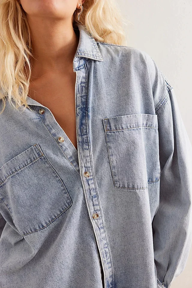 Amazon Hot Selling Loose Denim Shirt for Women Detail