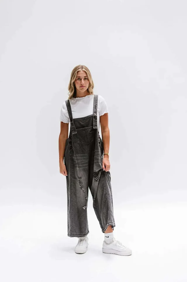 Vintage Distressed Wide-Leg Denim Overalls for Women Detail
