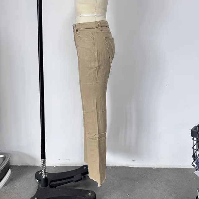 High-waist Slim Solid Jeans for Women Detail