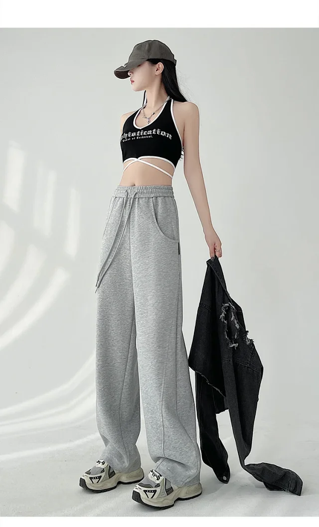 Banana Sporty Wide Leg Sweatpants for Women Detail