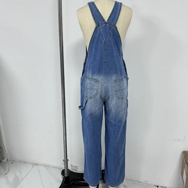 Stylish Loose Denim Overalls for Women Detail
