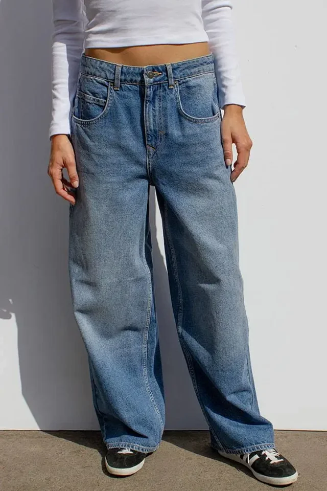 European American New Straight Jeans for Women Detail