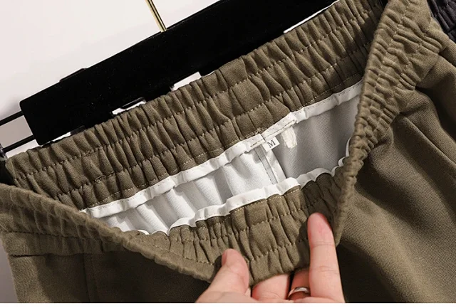 European Style Wide-Leg Sweatpants Detail