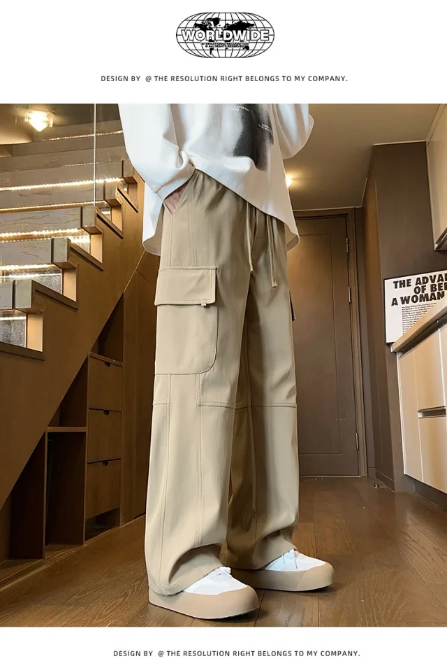 Men's Streetwear Cargo Pants Detail