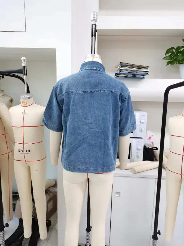 2025 Summer Retro Denim Short-Sleeve Shirts for Women Detail