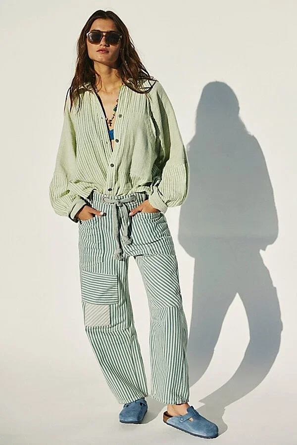 Mid-waist Striped Wide-leg Pants Detail