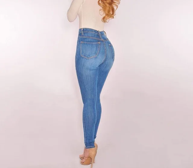 Hot-selling Women's High-waisted Jeans Detail