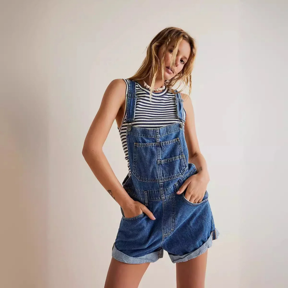 Loose Multi - Pocket Bib Jeans for Women (European & American)