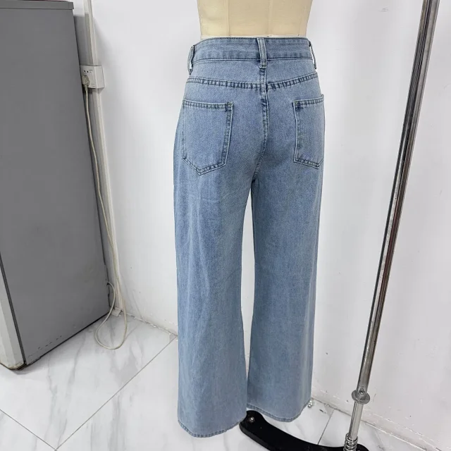 Retro High-waist Straight Jeans Detail