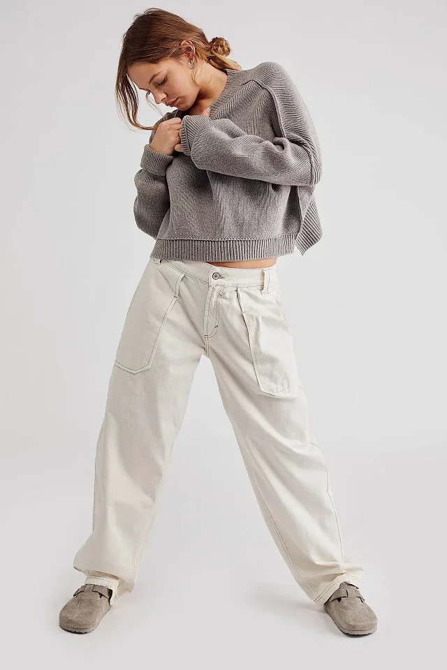 Stylish Slim-fit Jeans for Women (EU/US Imported) Detail