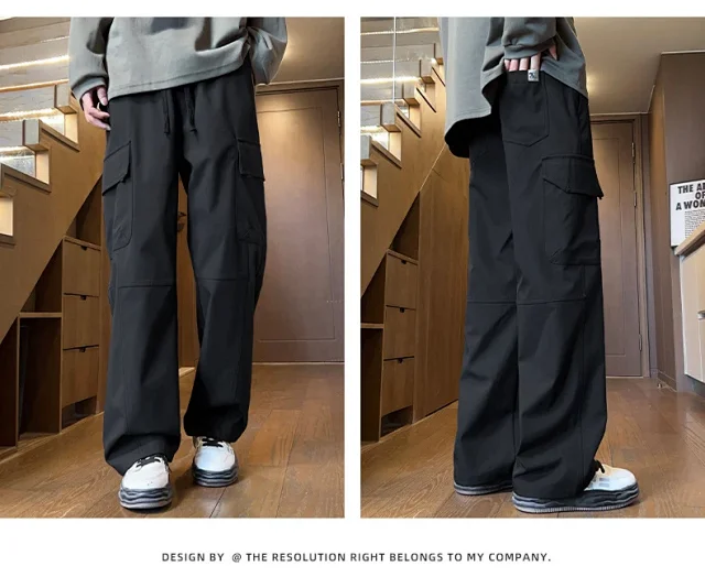 Men's Streetwear Cargo Pants Detail