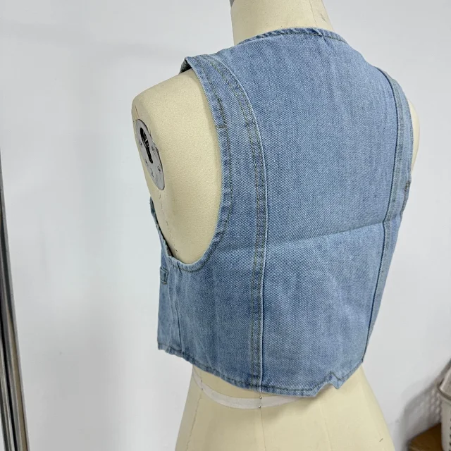 TUME Denim Vest for Women Detail