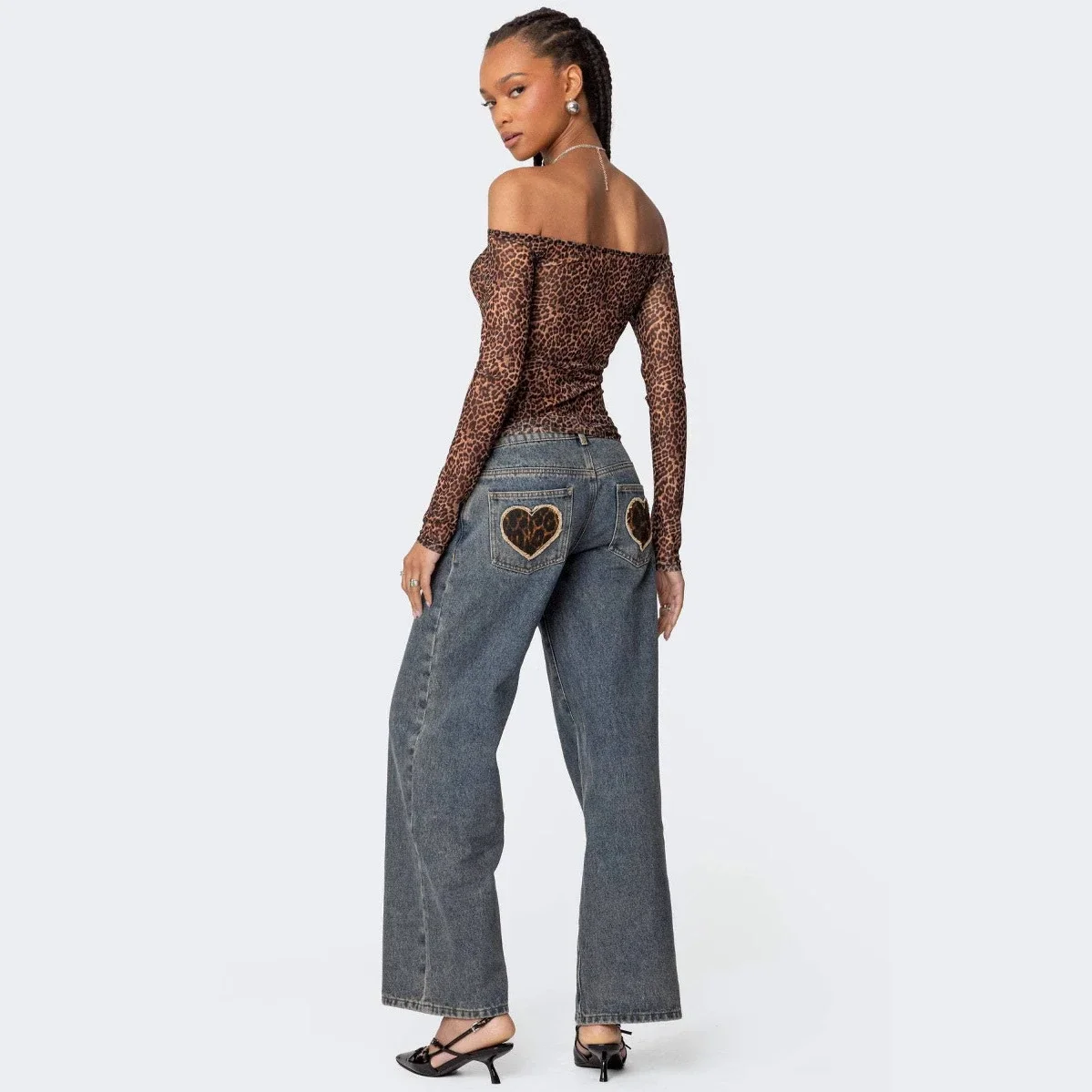 Low - Waist Leopard - Print Pocket Wide - Leg Jeans