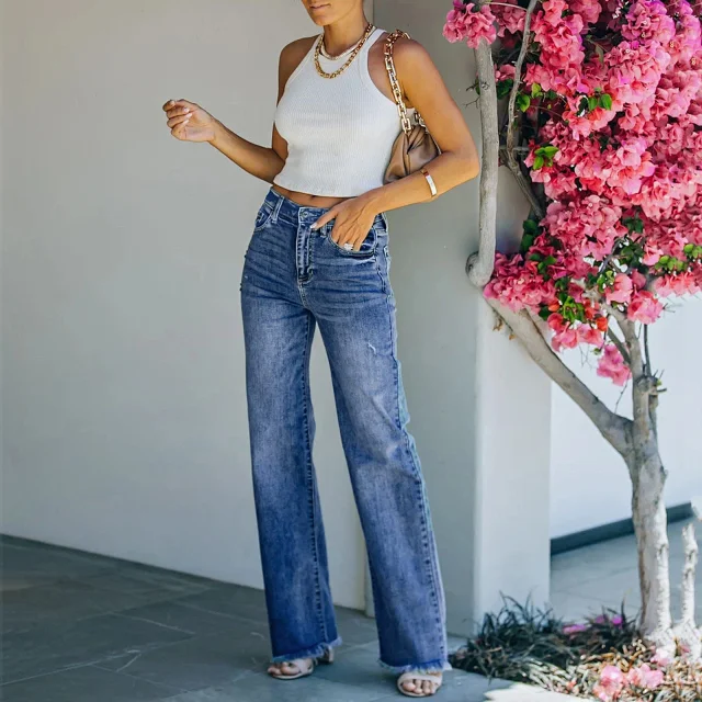 Retro Loose Denim Pants for Women Detail