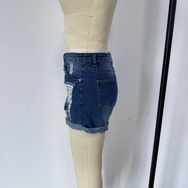 High-waisted Ripped Cuffed Denim Shorts for Women Detail