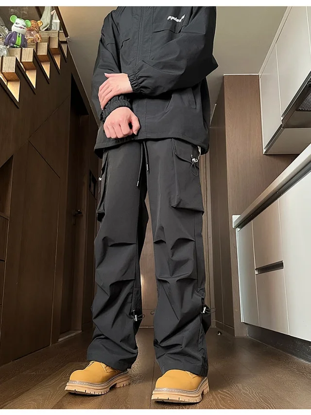 Men's Spring Hiphop Vintage Straight Cargo Pants Detail