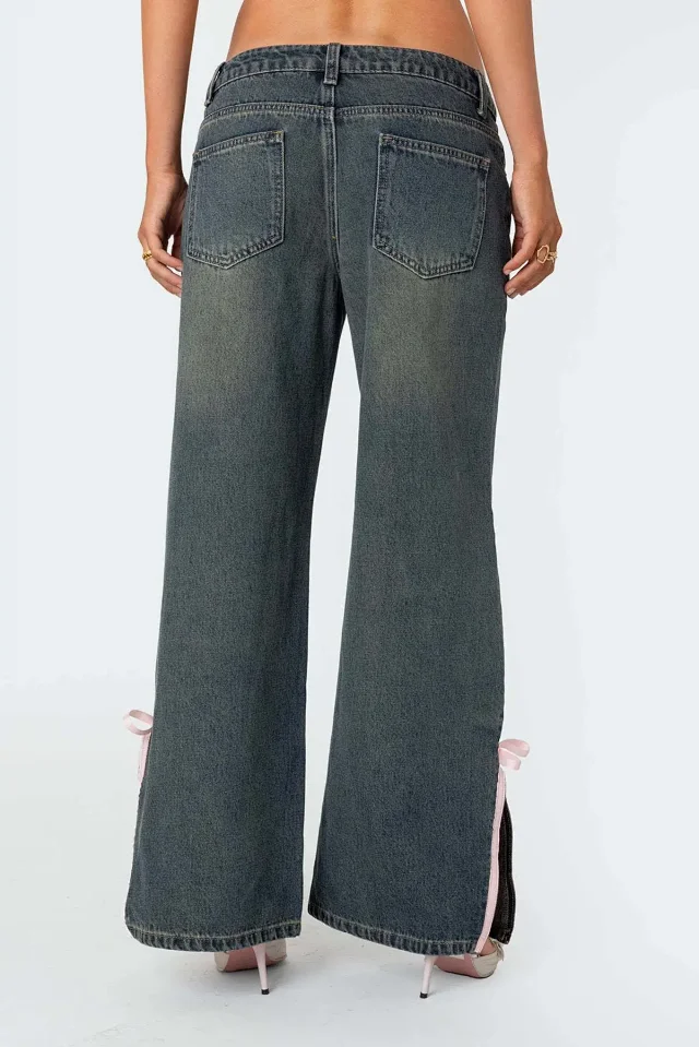European Fashion New Micro-flared Mid-rise Slim Bow Side Split Jeans Detail