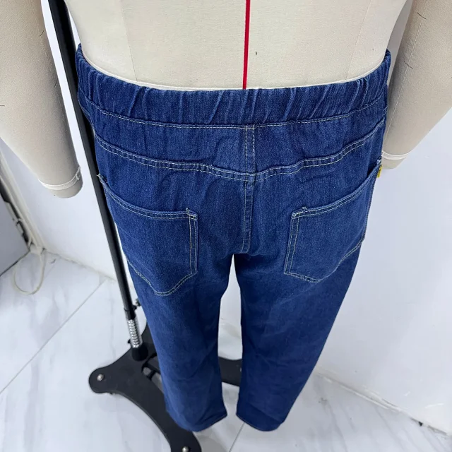 Autumn Men's Wide-Leg Jeans Detail