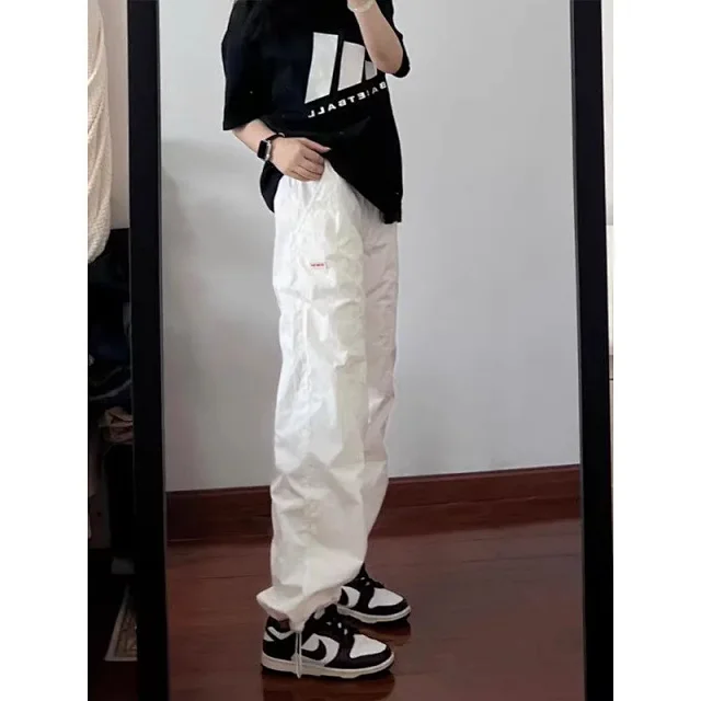 American White Quick-Dry Cargo Pants Detail