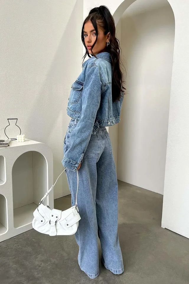 Retro Wide-Leg Denim Jeans Detail