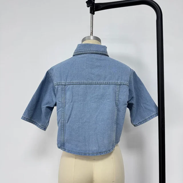 2025 Spring/Summer Women's Short Denim Jacket Detail