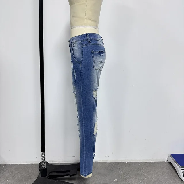 Western Cowboy Ripped Women's Wear Detail