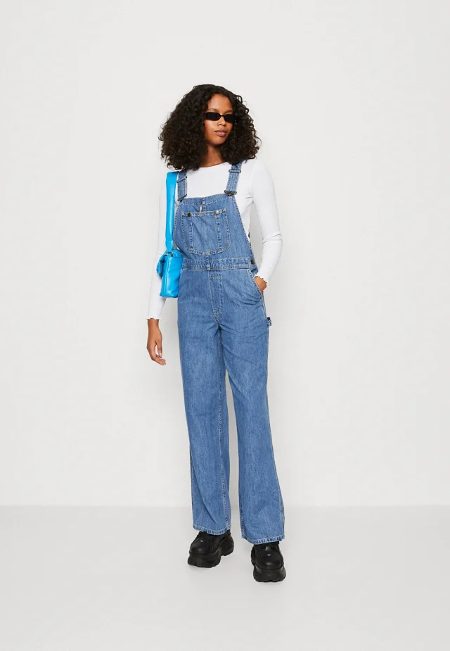 Stylish Loose Denim Overalls for Women Detail