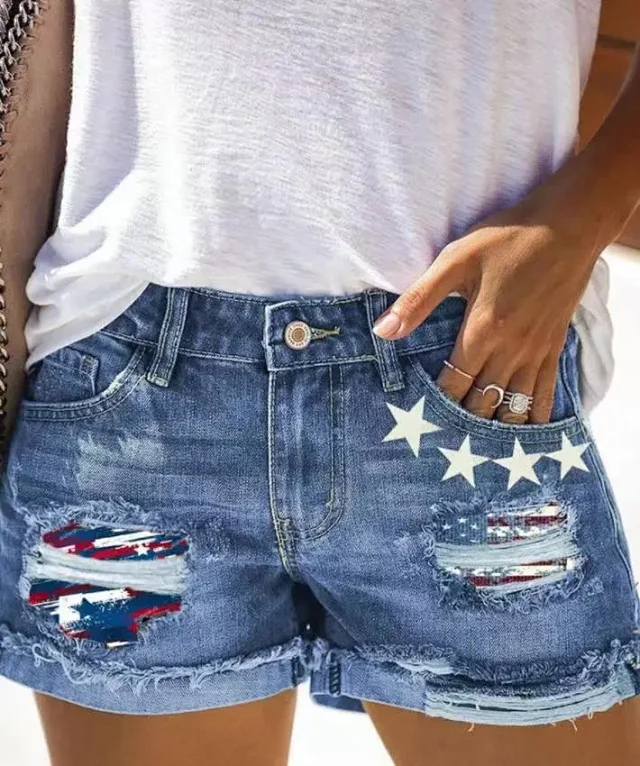 Women's Ripped Flap Denim Shorts Detail