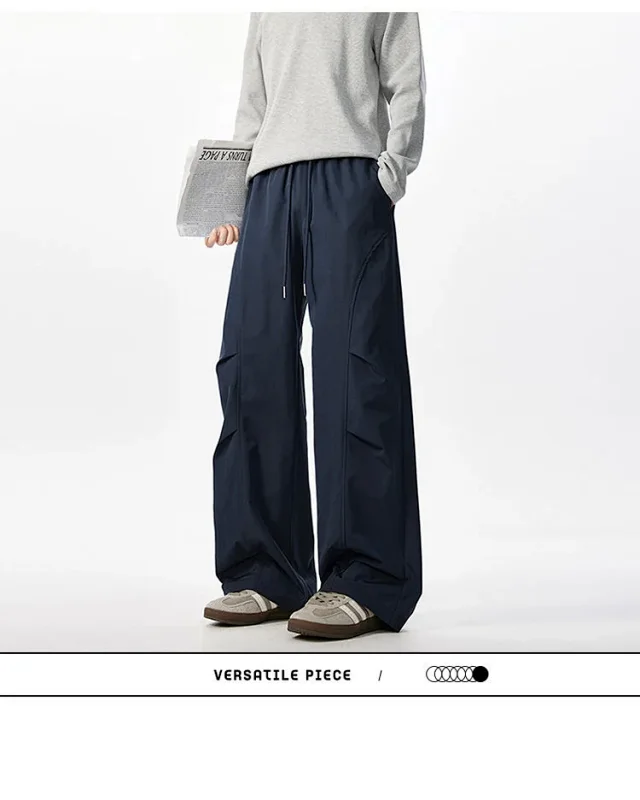 Men's Parachute Pleated Outdoor Pants Detail