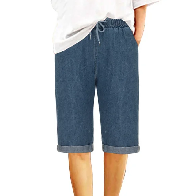 European & American Sourced Women's Loose Straight Cuffed Dark Blue Denim Capris Detail