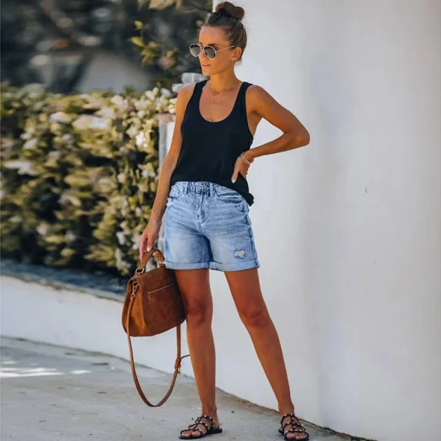 Women's High - Waisted Tassel Ripped Denim Shorts (Plus Size, 7 Colors Added) Detail